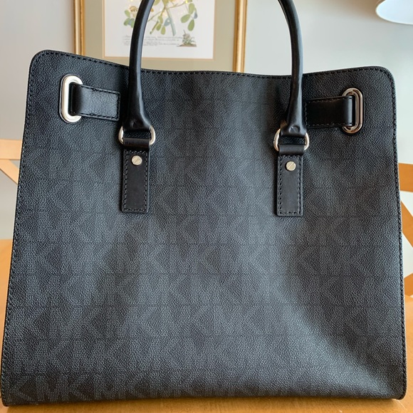 COPY - Michael Kors Large Hamilton MK Logo Tote Bag Purse Black 🖤🖤🖤 Silver Hard… - Picture 11 of 16